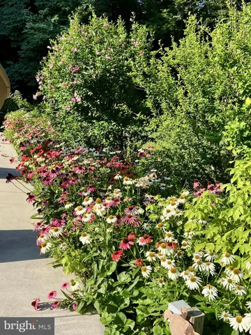 $659,900 | 112 Chimney Drive, Bunker Hill, WV 25413