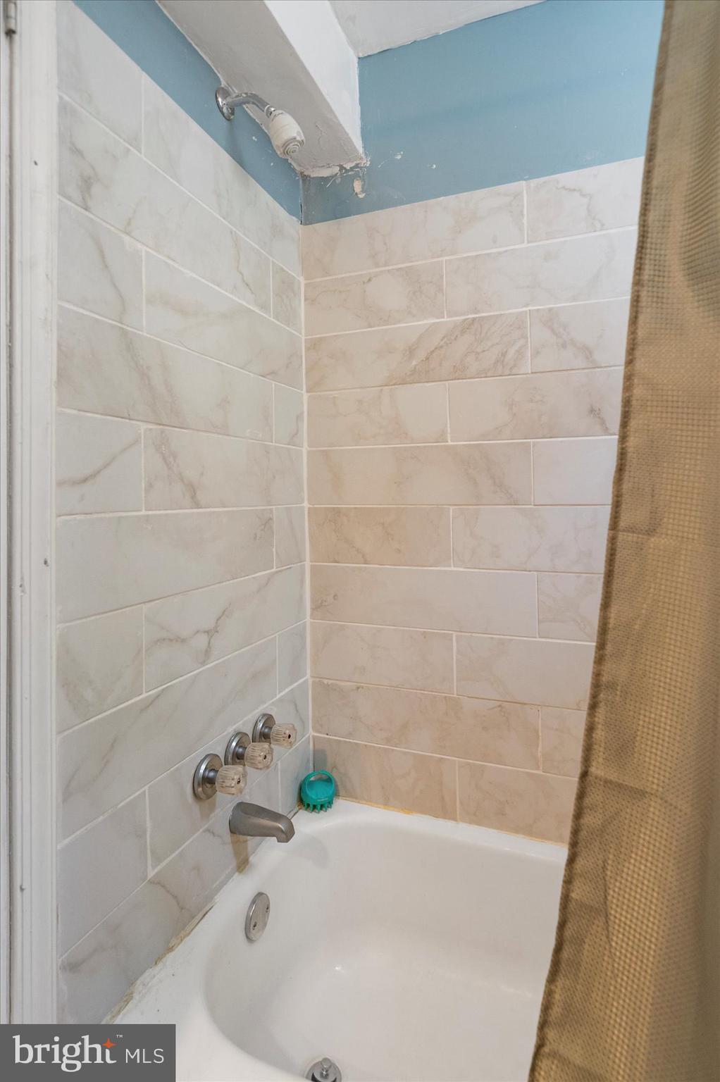 2304 Eutaw Place Baltimore, MD 21217 - Photo 39 of 105 Unit 2