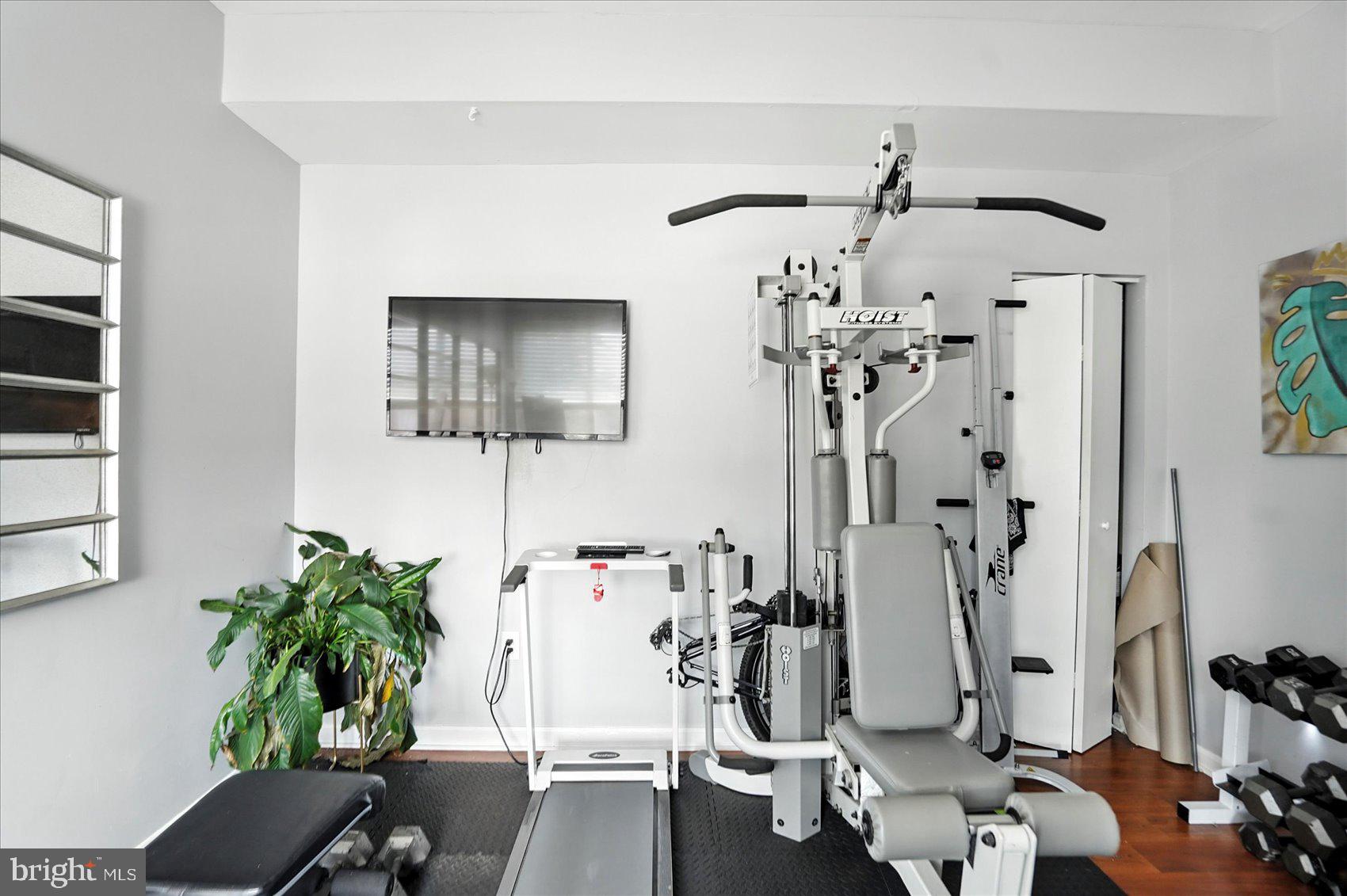 2304 Eutaw Place Baltimore, MD 21217 - Photo 81 of 105 a view of a livingroom with furniture and a window