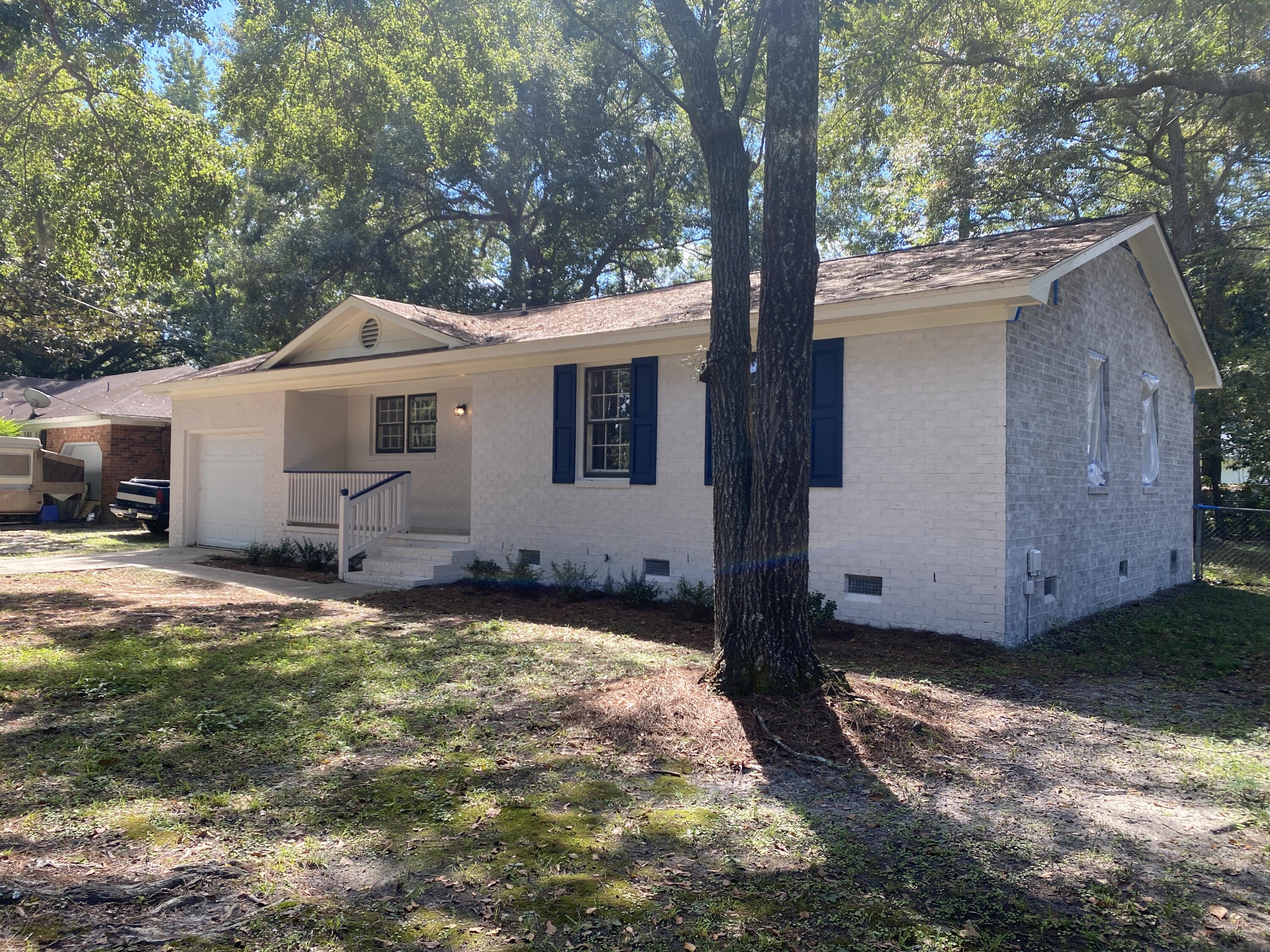 1744 Dogwood Road Charleston, SC 29414 - Photo 18 of 21 IMG_1539