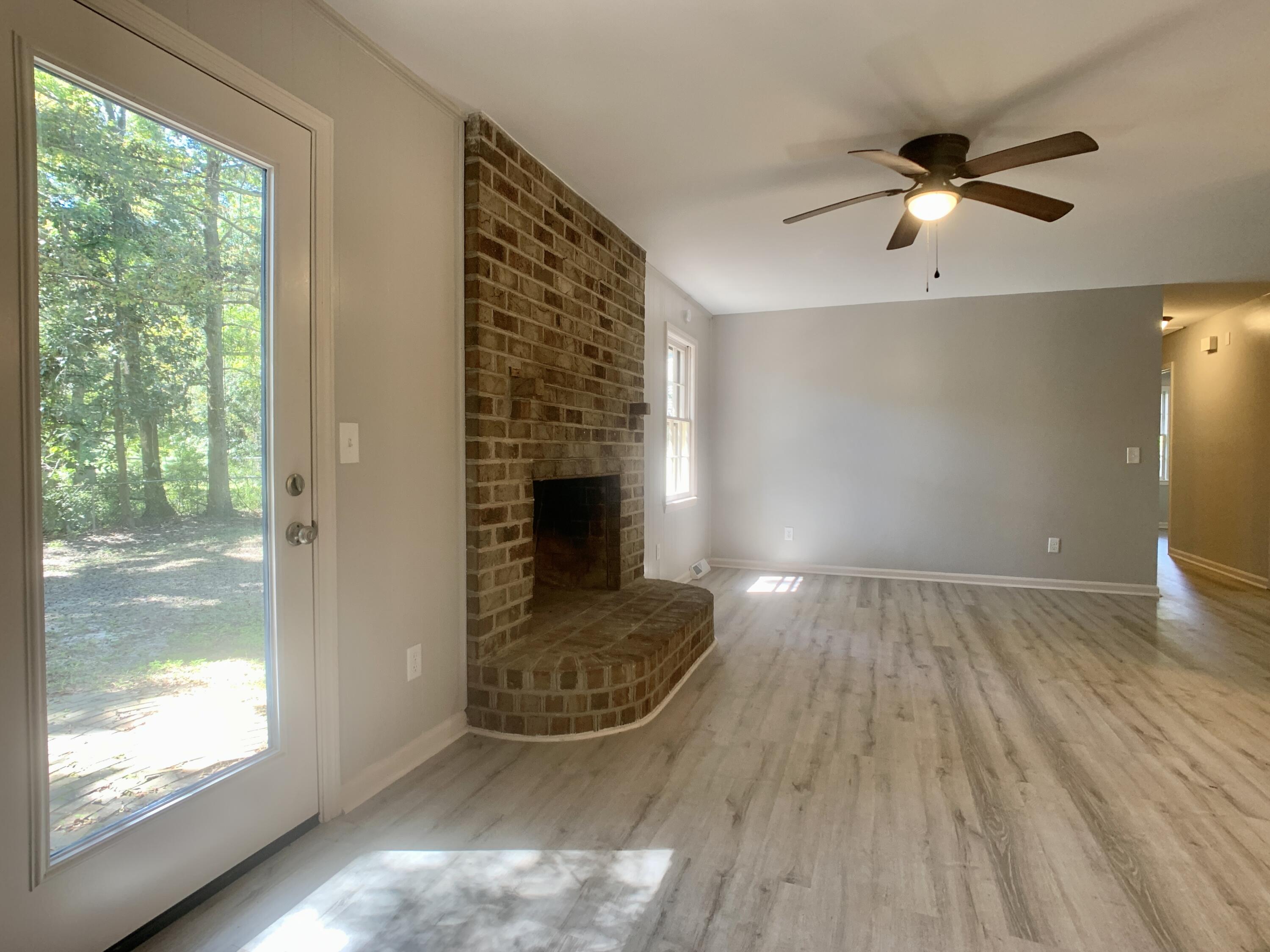 1744 Dogwood Road Charleston, SC 29414 - Photo 6 of 21 IMG_7265
