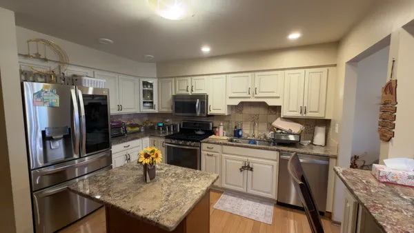 $380,000 | 7717 West 158th Court, Orland Park, IL 60462