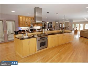169 Biddulph Road Radnor, PA 19087 - Photo 3 of 12 Great Room