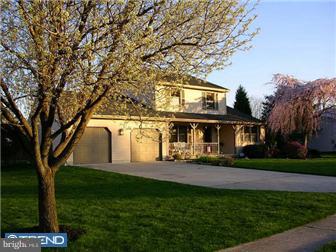 396 Catalba Avenue Mickleton, NJ 08056 - Photo 1 of 12 Exterior Front