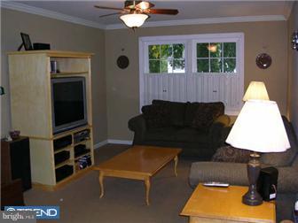 396 Catalba Avenue Mickleton, NJ 08056 - Photo 12 of 12 Living Room
