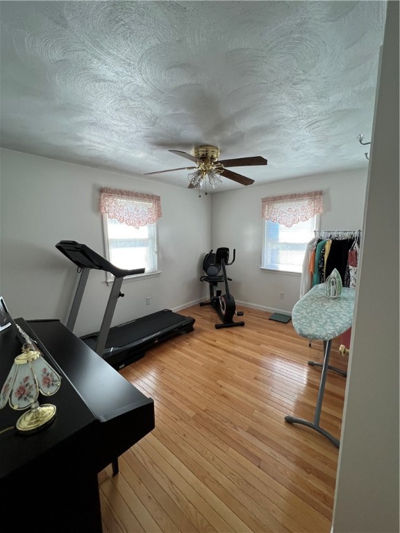 121 Lloyd Avenue Warwick, RI 02889 - Photo 15 of 37