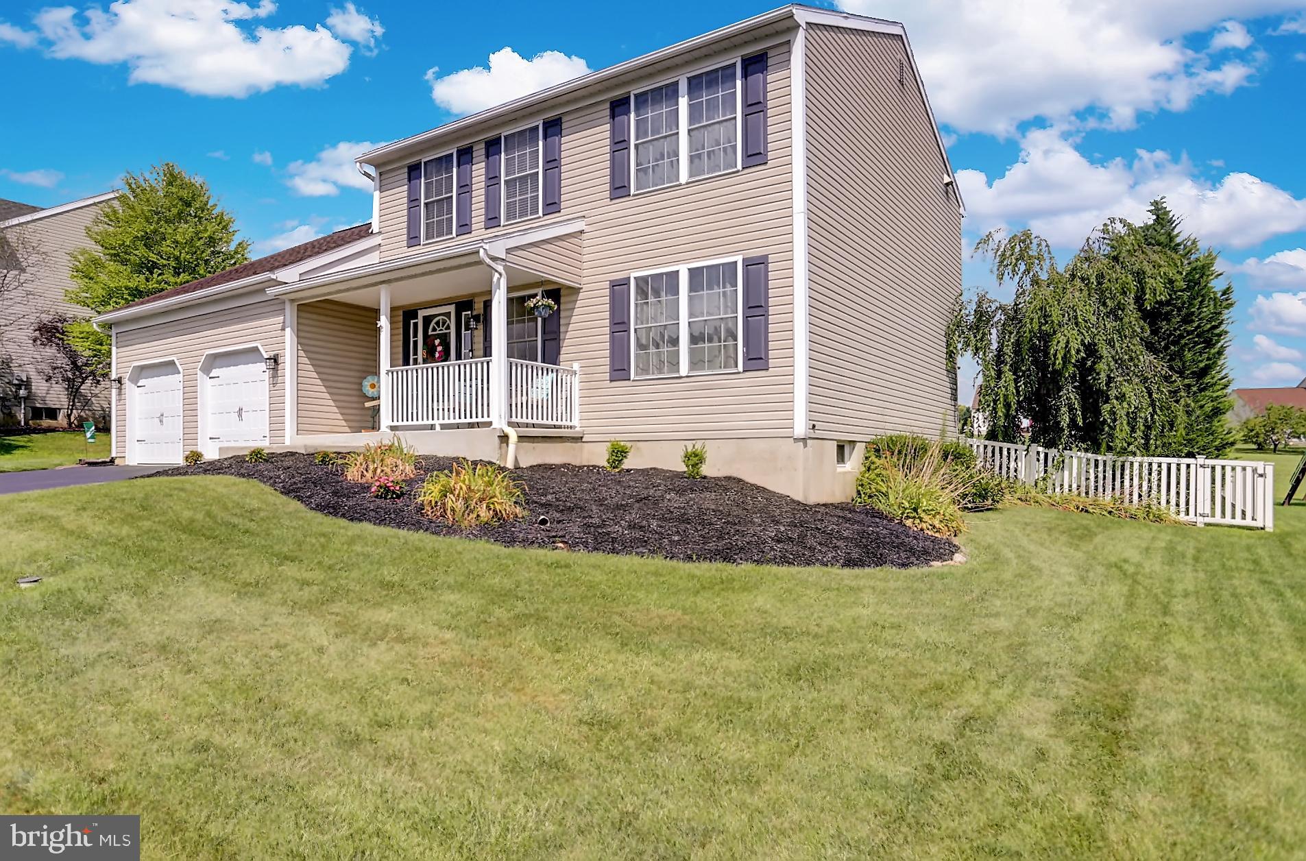 107 Primrose Lane Sinking Spring, PA 19608 - Photo 2 of 52