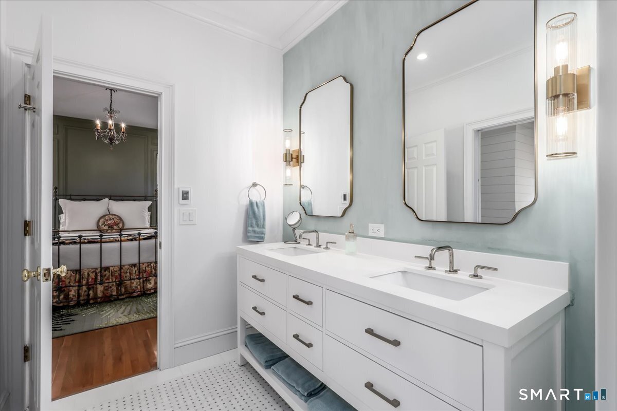 170 Branchville Road Ridgefield, CT 06877 - Photo 25 of 36 Shared bath with Bedroom 3 and 4, radiant heated floor
