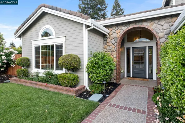 $2,499,000 | 76 Rock Ridge Court, Danville, CA 94526