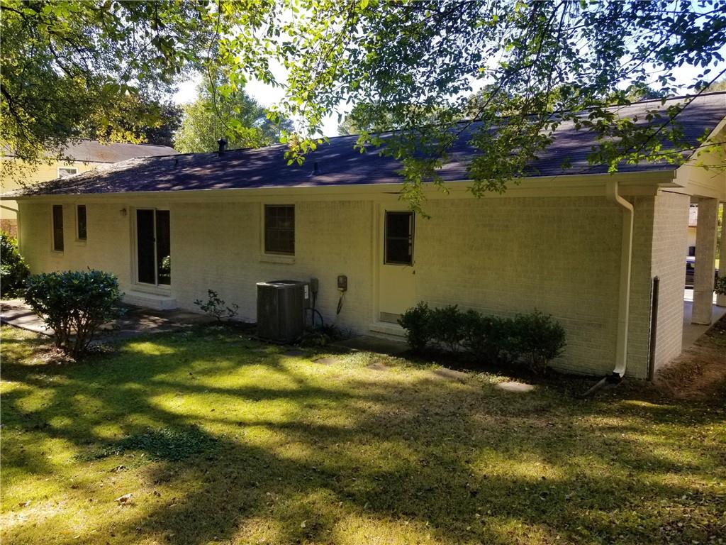 2467 Woodside Way Atlanta, GA 30341 - Photo 23 of 25