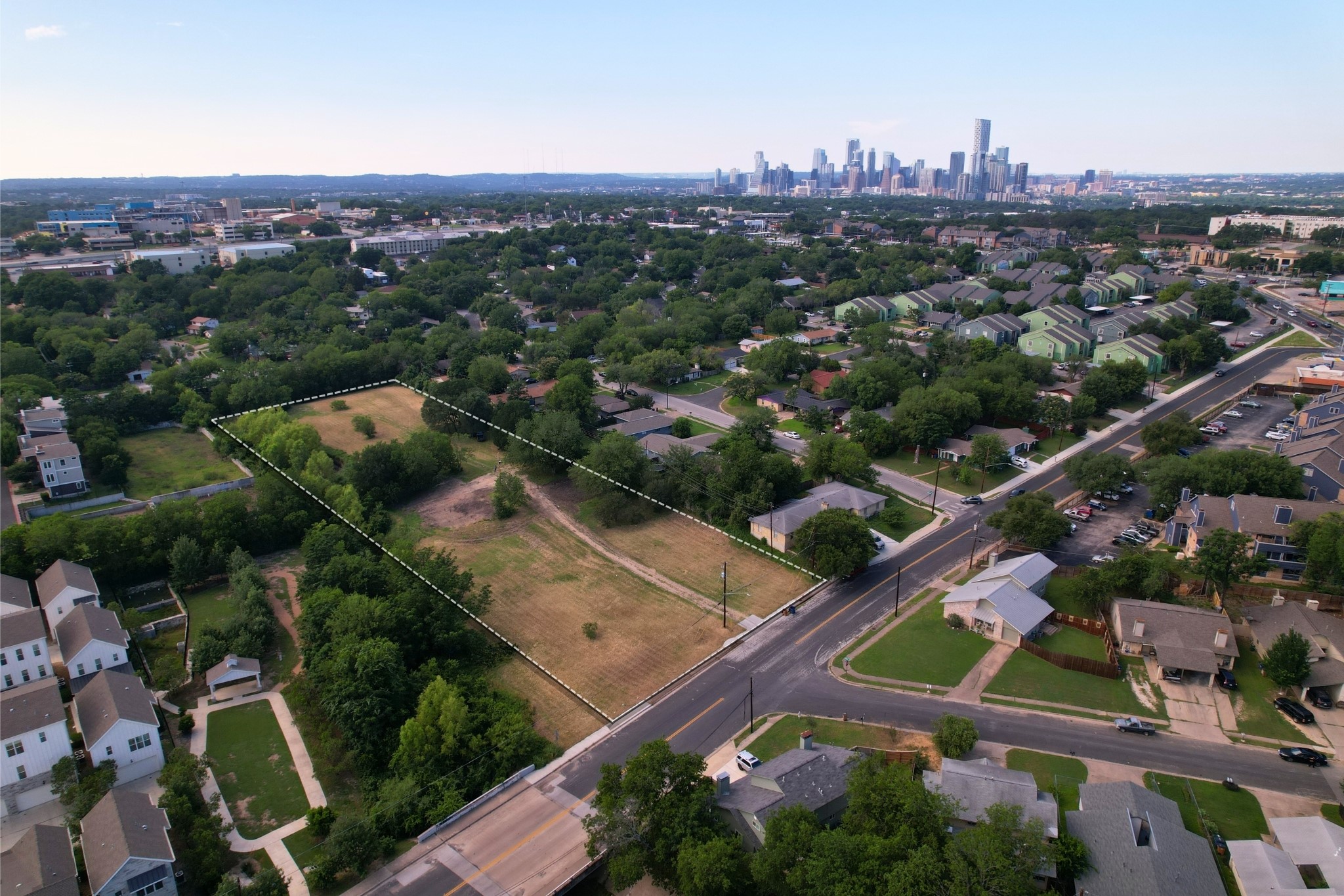 2610-2606 Metcalfe Road Austin, TX 78741 - Photo 16 of 20 Prime development opportunity with skyline views and direct city access.