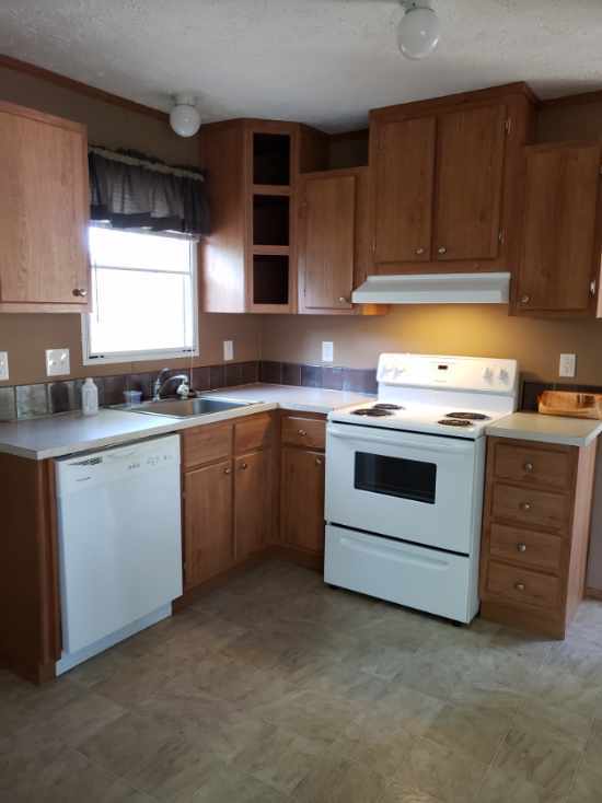 1092 Candida Road Elgin, IL 60123 - Photo 6 of 12