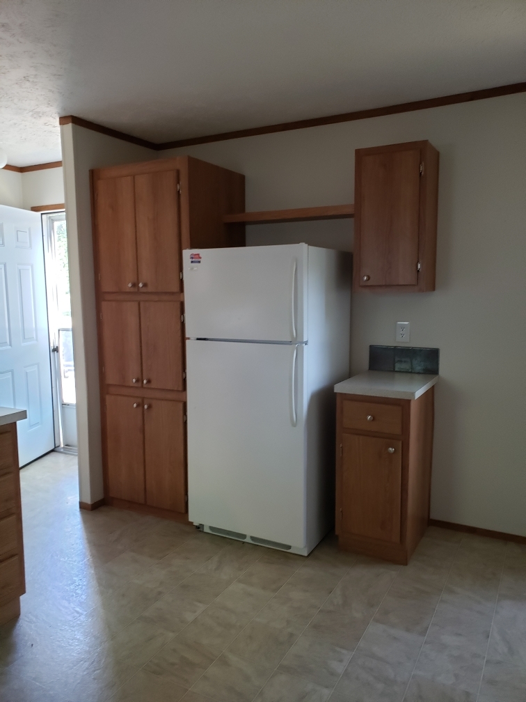 1092 Candida Road Elgin, IL 60123 - Photo 7 of 12