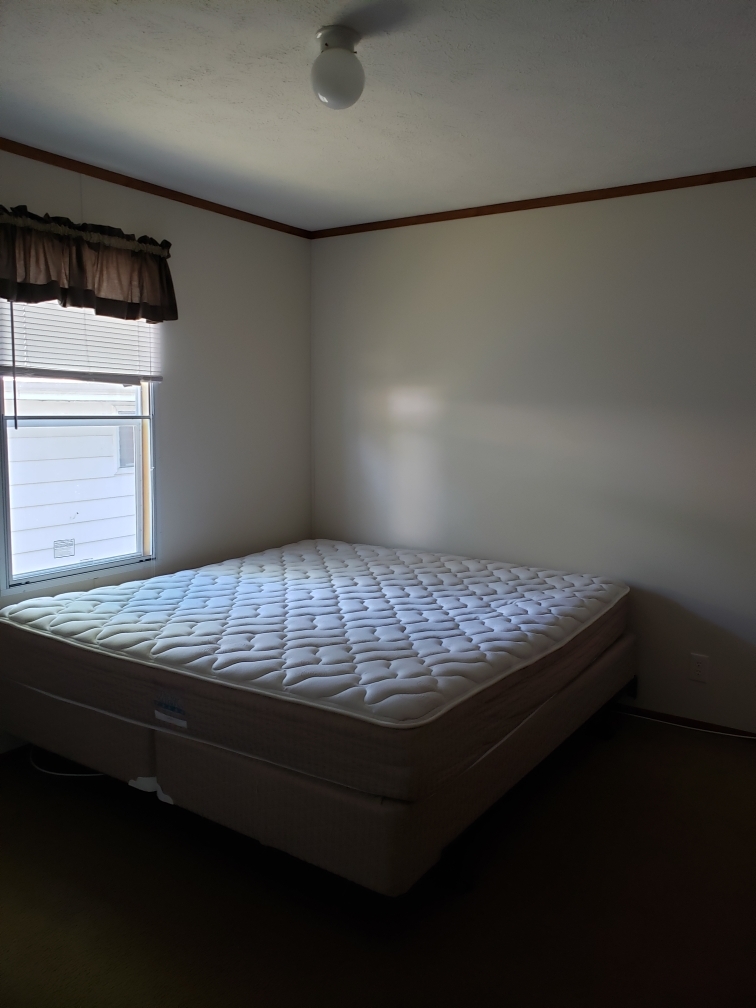 1092 Candida Road Elgin, IL 60123 - Photo 8 of 12