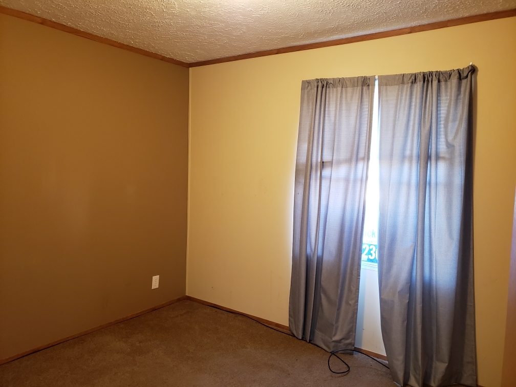 1092 Candida Road Elgin, IL 60123 - Photo 10 of 12