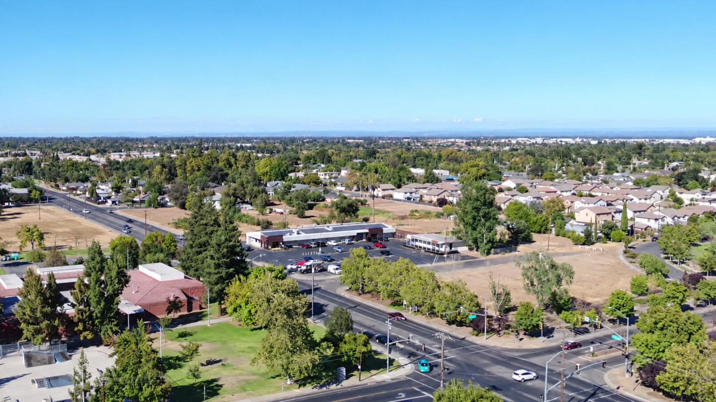 371 Ford Road Sacramento, CA 95838 - Photo 5 of 13 Gallery Image 5