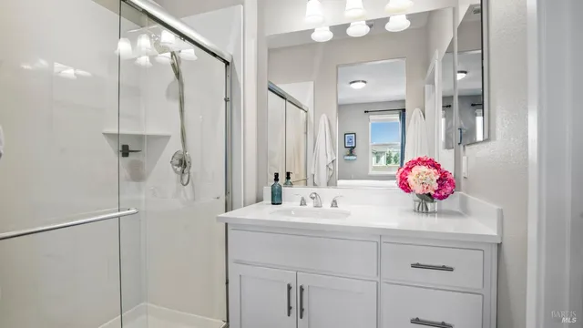 $795,000 | 1212 Del Rancho Way, Petaluma, CA 94954