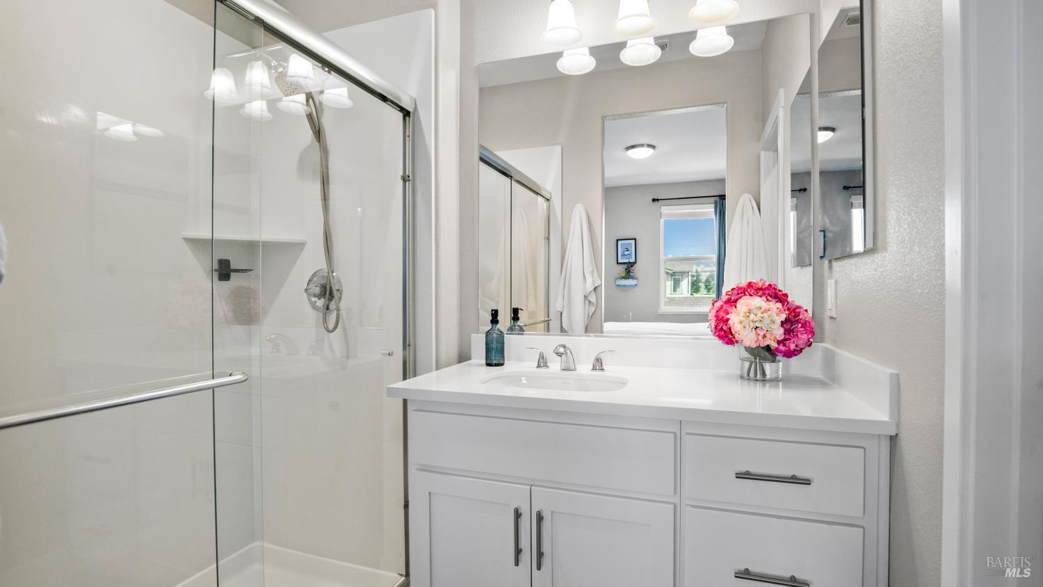 1212 Del Rancho Way Petaluma, CA 94954 - Photo 15 of 28