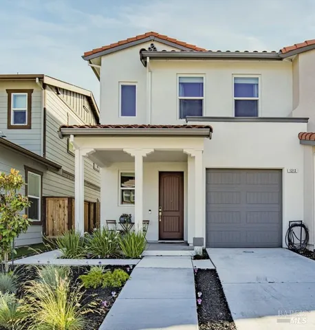 $795,000 | 1212 Del Rancho Way, Petaluma, CA 94954