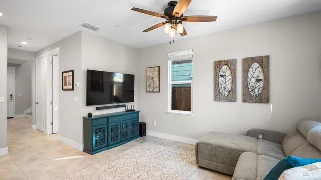 $795,000 | 1212 Del Rancho Way, Petaluma, CA 94954