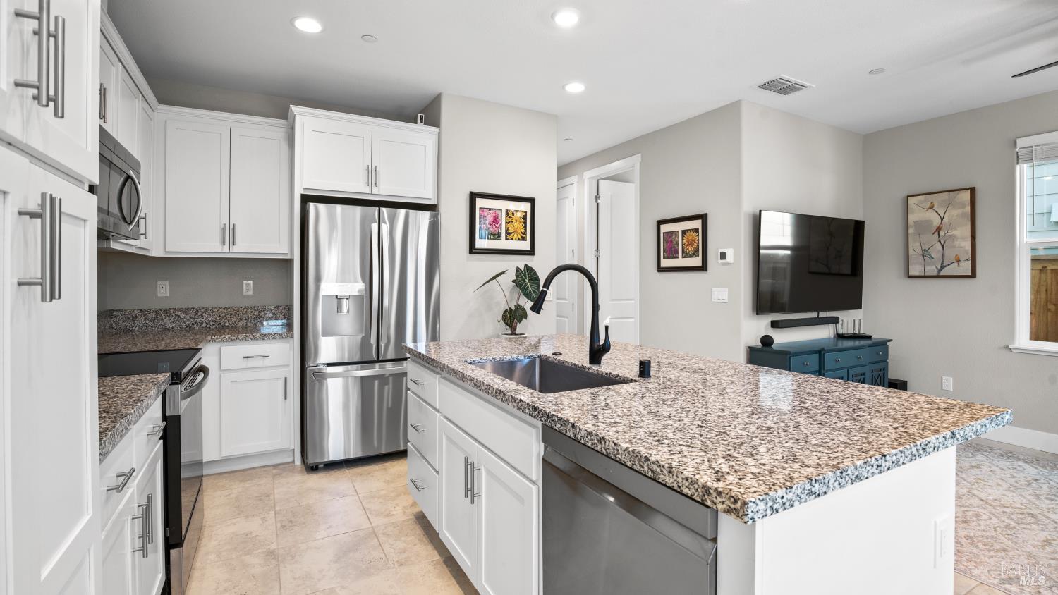 1212 Del Rancho Way Petaluma, CA 94954 - Photo 8 of 28