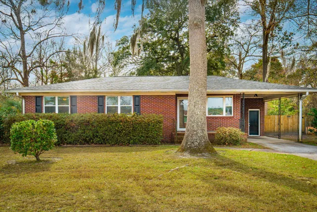 $390,000 | 2931 Bolton Road, Charleston, SC 29414