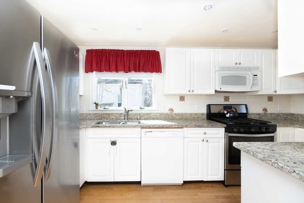 47 Overlook Road Boston, MA 02132 - Photo 5 of 37 Gallery Image 5
