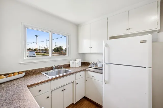 $1,149,000 | 300 San Pablo Avenue, Millbrae, CA 94030