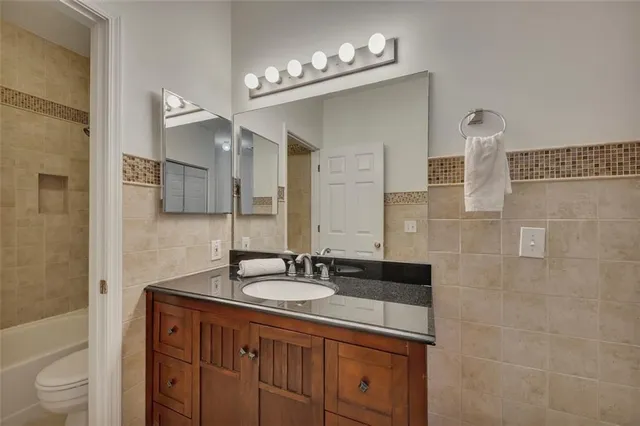 $269,000 | 3071 Lenox Road Northeast, Unit 16, Atlanta, GA 30324