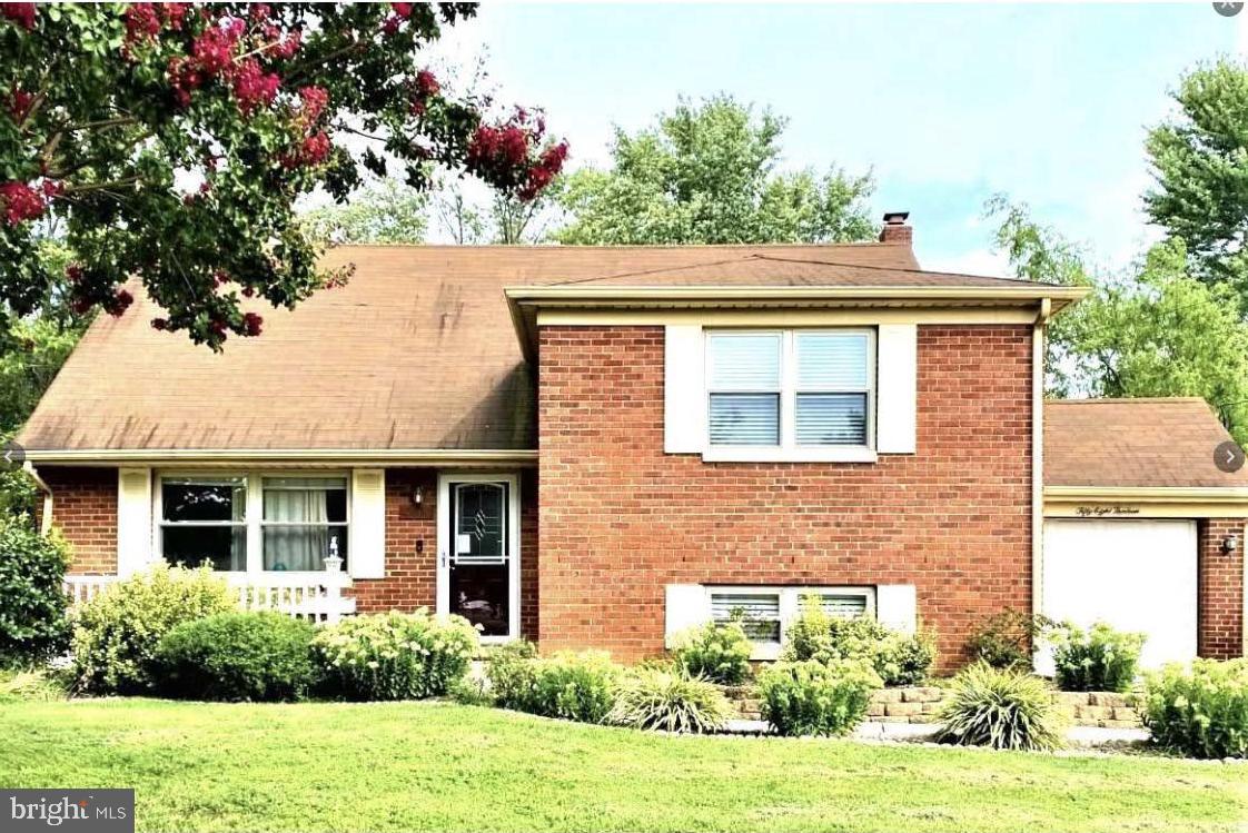 5813 Channing Road Springfield, VA 22150 - Photo 1 of 1