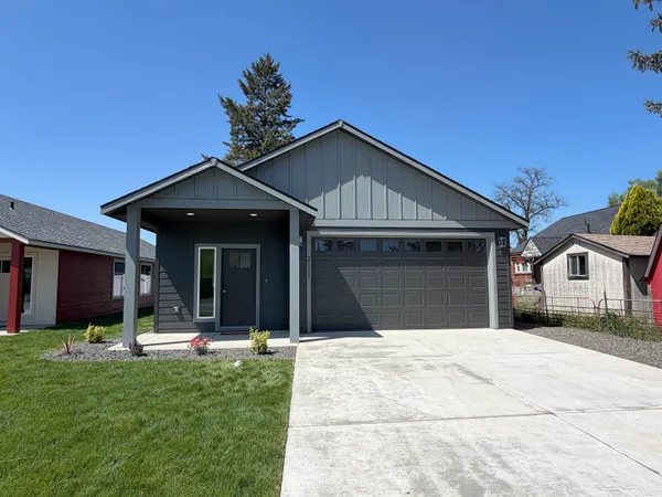 $439,900 | 2111 North Sipple Road, Spokane Valley, WA 99212