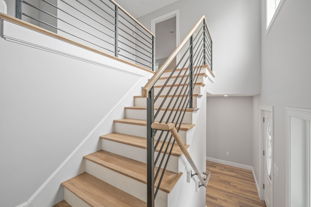 28 Hickory Road Norwood, MA 02062 - Photo 11 of 30 Gallery Image 11