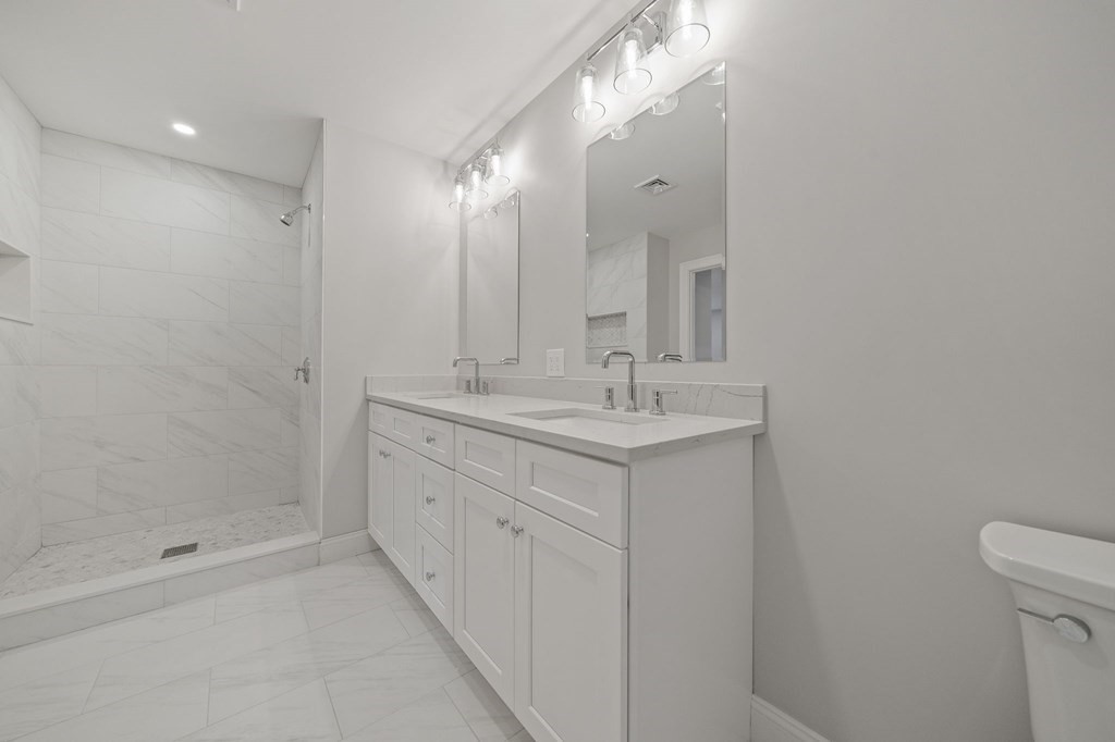 28 Hickory Road Norwood, MA 02062 - Photo 18 of 30 Gallery Image 18