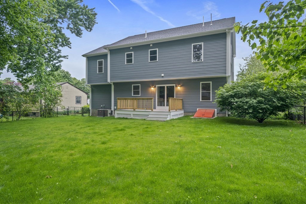 28 Hickory Road Norwood, MA 02062 - Photo 24 of 30 Gallery Image 24