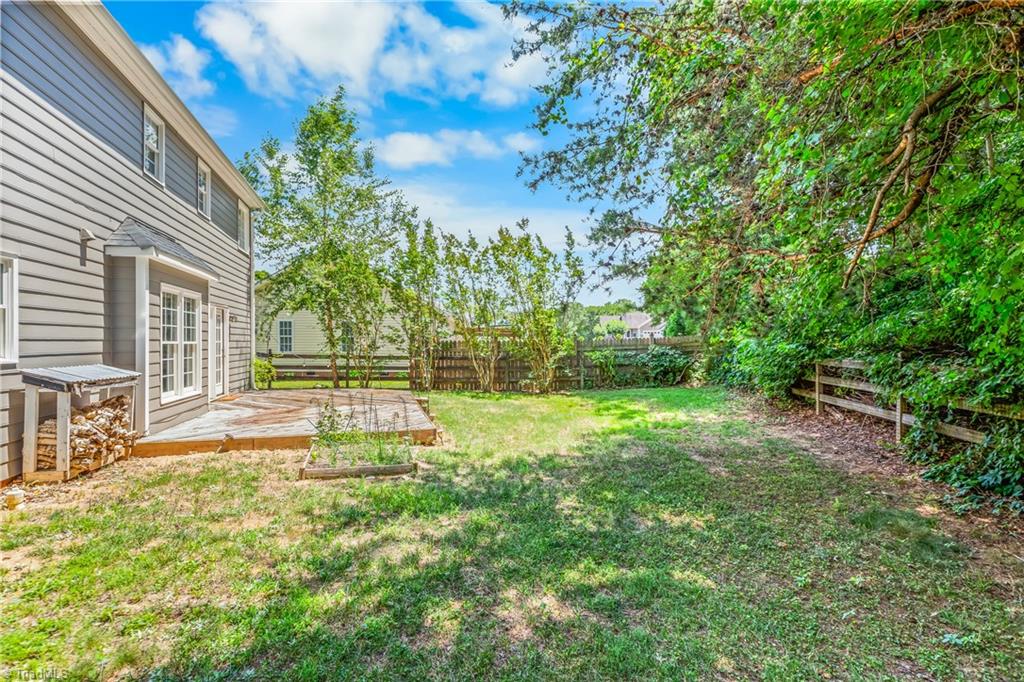 2230 Riley Forest Drive Winston-Salem, NC 27127 - Photo 24 of 25 Garden Space