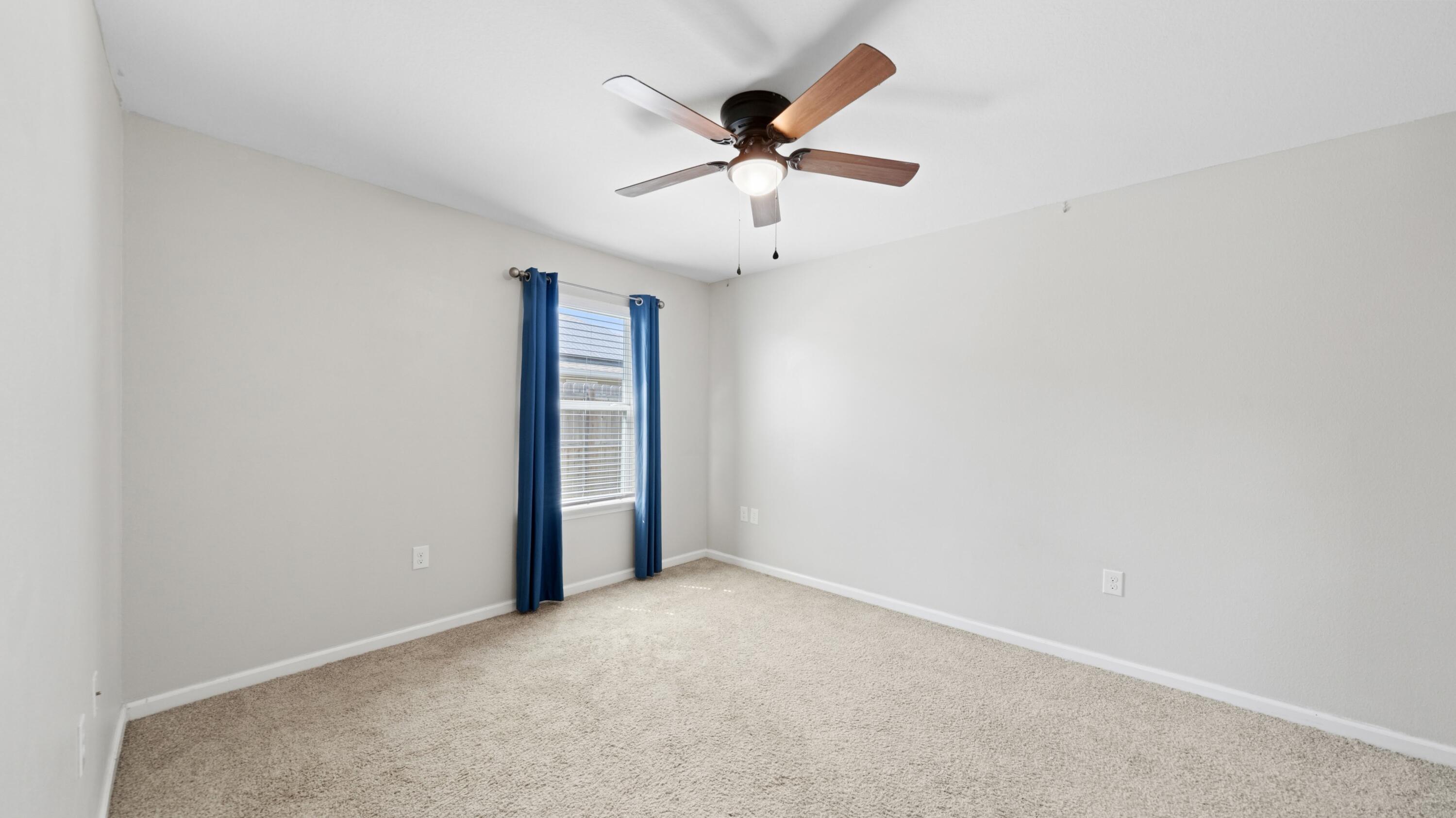 3927 Alva Thomas Road Panama City, FL 32404 - Photo 24 of 46 an empty room