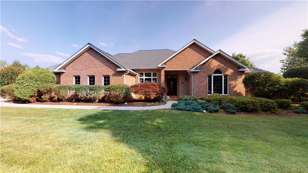 424 Players Ridge Road Hickory, NC 28601 - Photo 5 of 23 Gallery Image 5