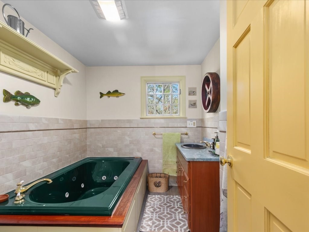 91 Bayview Road Duxbury, MA 02332 - Photo 22 of 27 Gallery Image 22