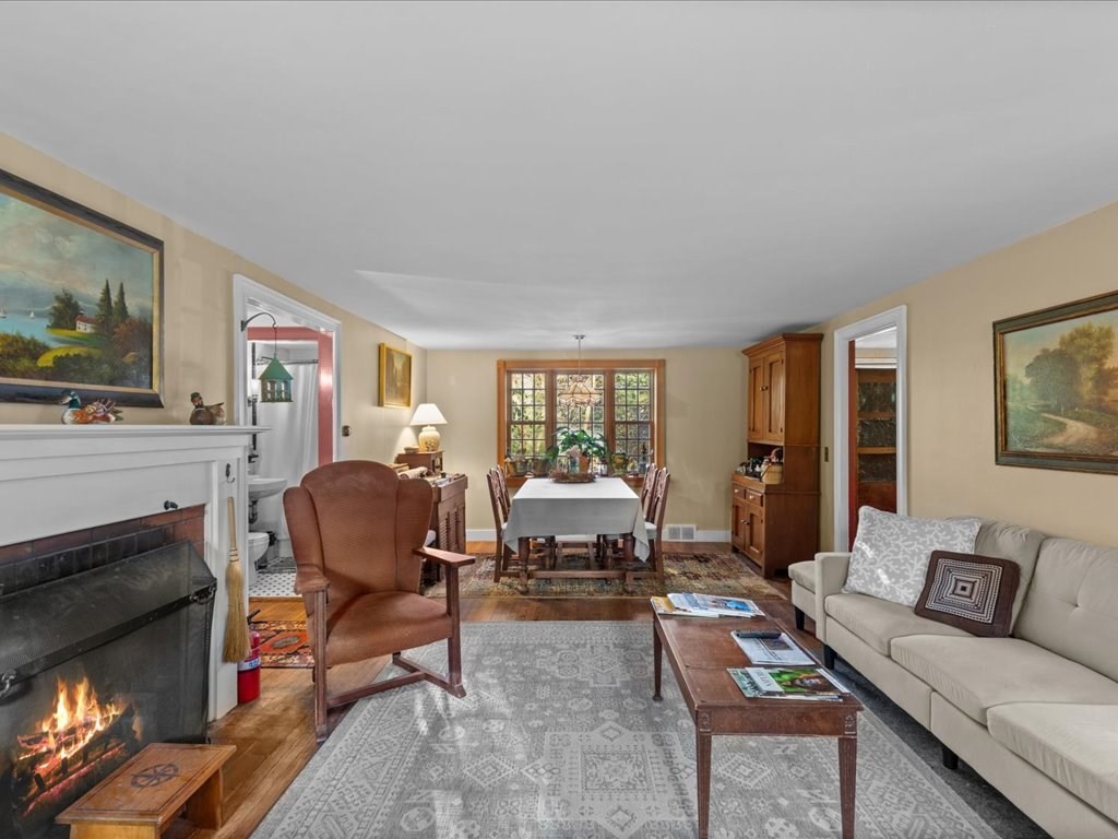 91 Bayview Road Duxbury, MA 02332 - Photo 6 of 27 Gallery Image 6