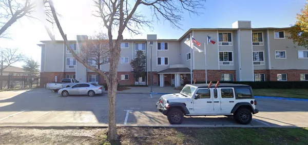 $650 | 3260 Bickers Street, Dallas, TX 75212