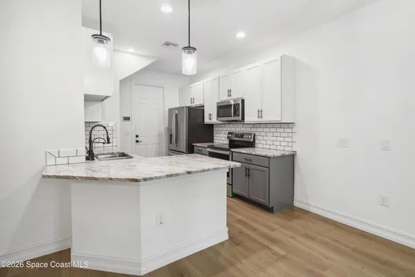 $2,300 | 1430 Isabella Drive, Unit 102, Melbourne, FL 32935