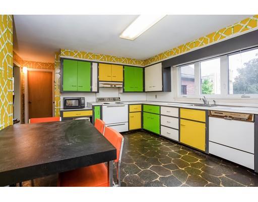 200 Maple Street Springfield, MA 01105 - Photo 11 of 30