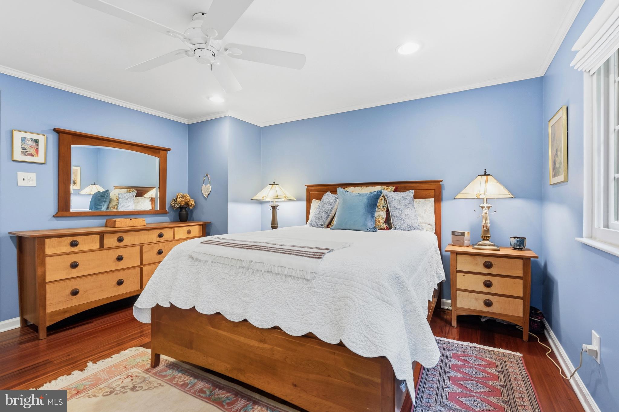 2303 Middle Creek Lane Reston, VA 20191 - Photo 26 of 48 Recessed Lighting