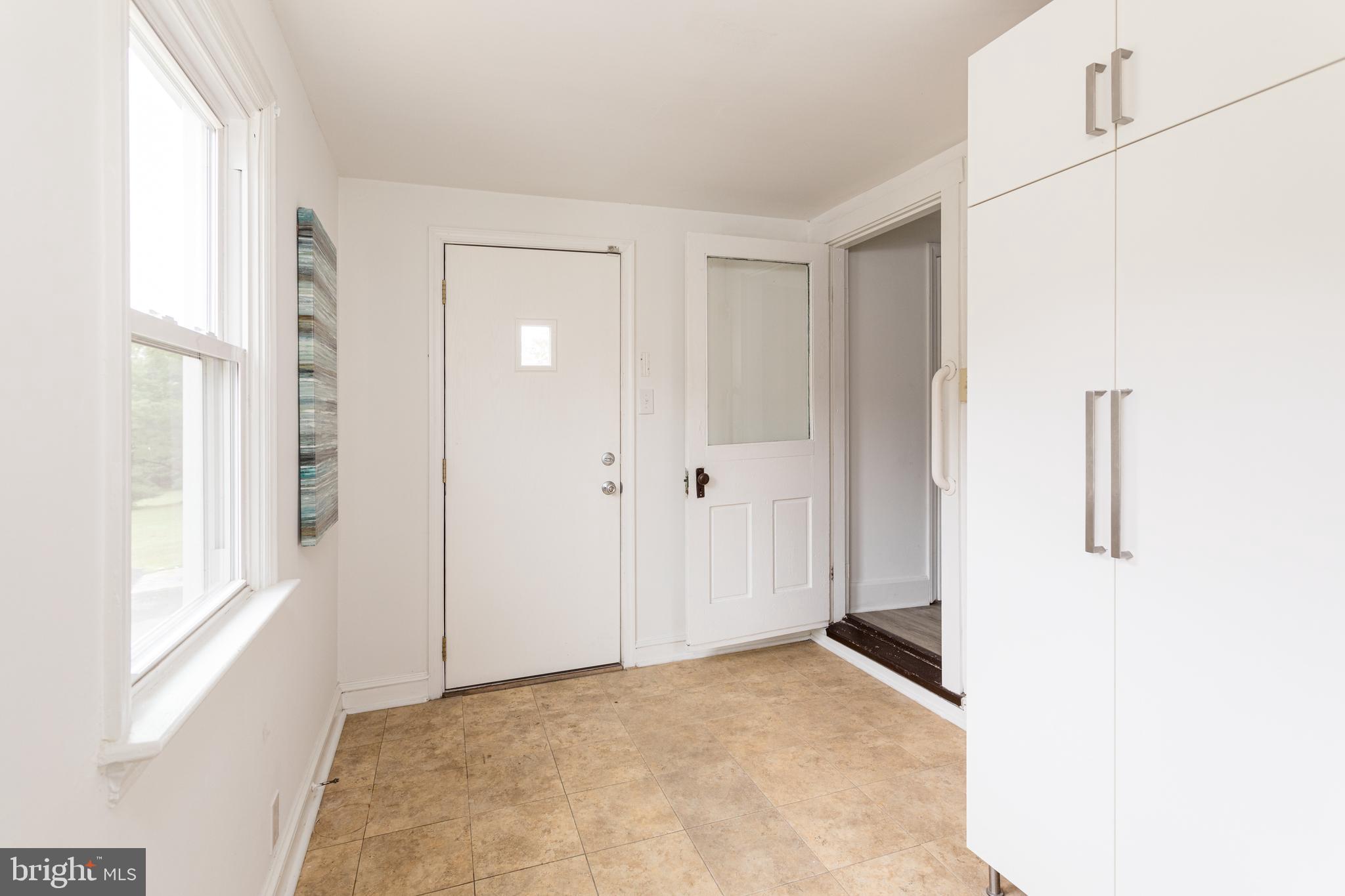 46 Red Toad Road North East, MD 21901 - Photo 14 of 16 Laundry/mudroom back porch area
