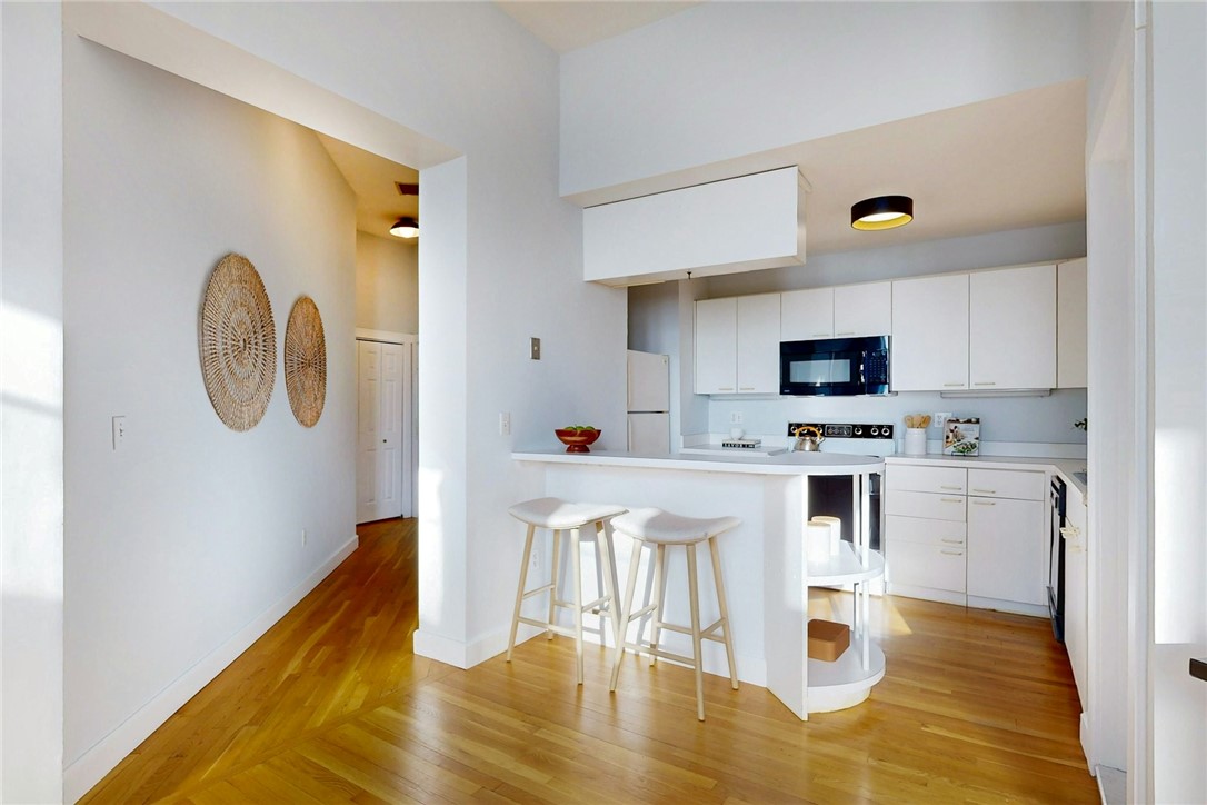 10 East Street, Unit 2 Providence, RI 02906 - Photo 11 of 36