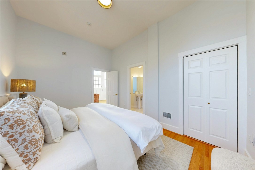 10 East Street, Unit 2 Providence, RI 02906 - Photo 24 of 36