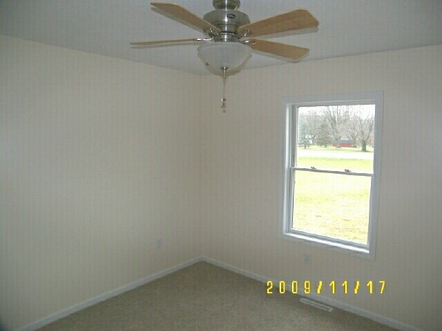 5523 Highway 25, Unit NORTHEAST Rochester, IN 46975 - Photo 8 of 9