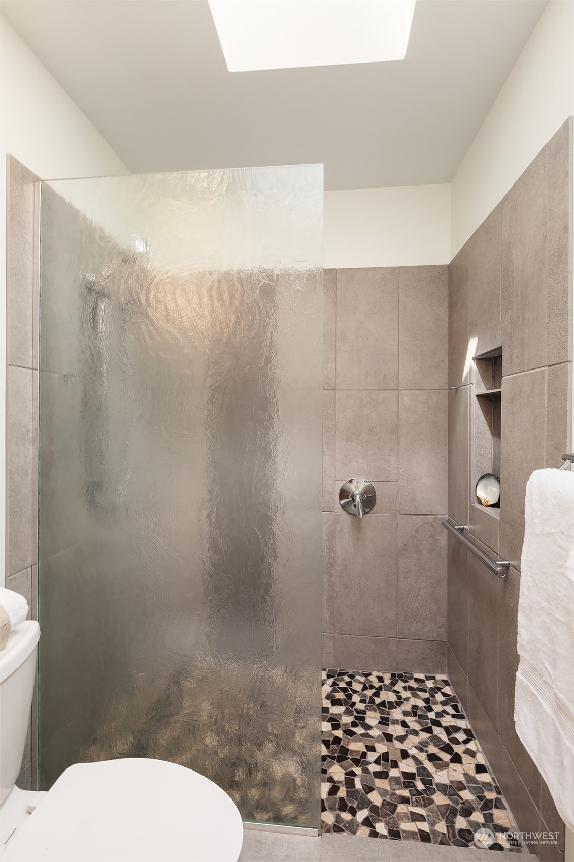 21127 Shell Valley Road Edmonds, WA 98026 - Photo 24 of 40 a bathroom with a toilet and a shower