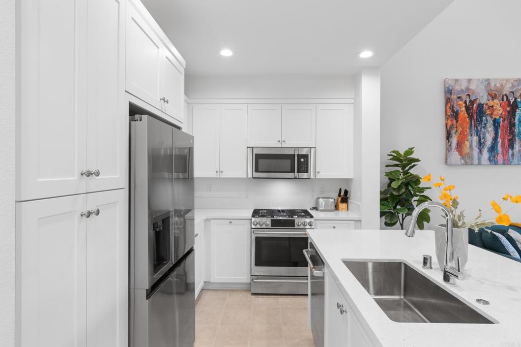 2170 Birch Road, Unit 111 Chula Vista, CA 91915 - Photo 6 of 24