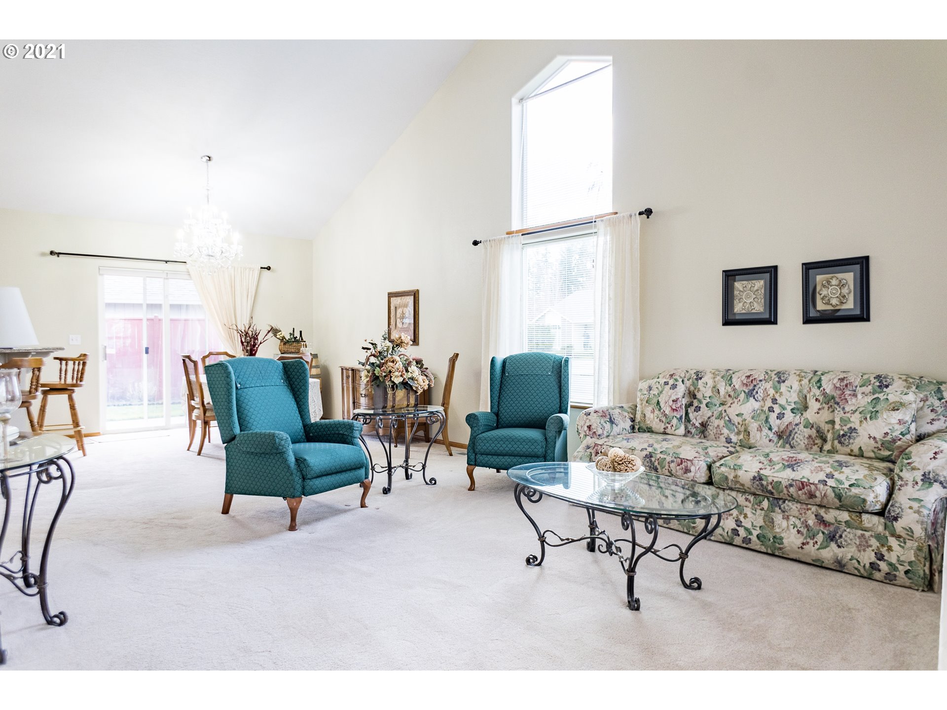 4577 Spring Meadow Avenue Eugene, OR 97404 - Photo 2 of 23 Gallery Image 2